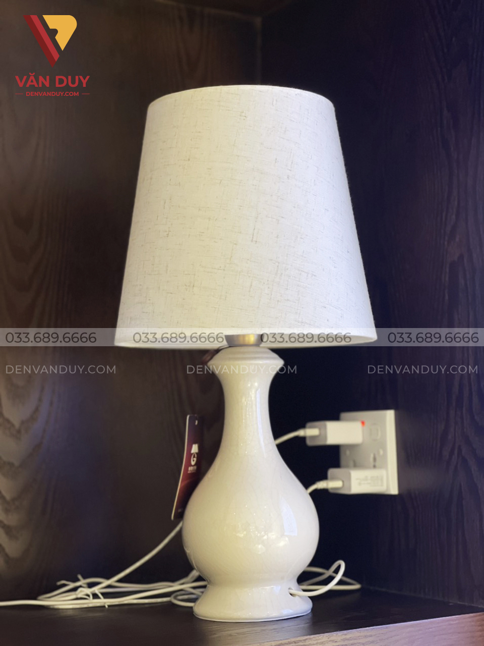 Đèn bàn trang trí 4457