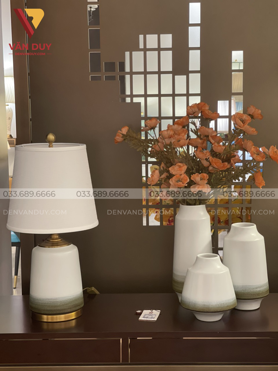Đèn bàn gốm trang trí 4540-8