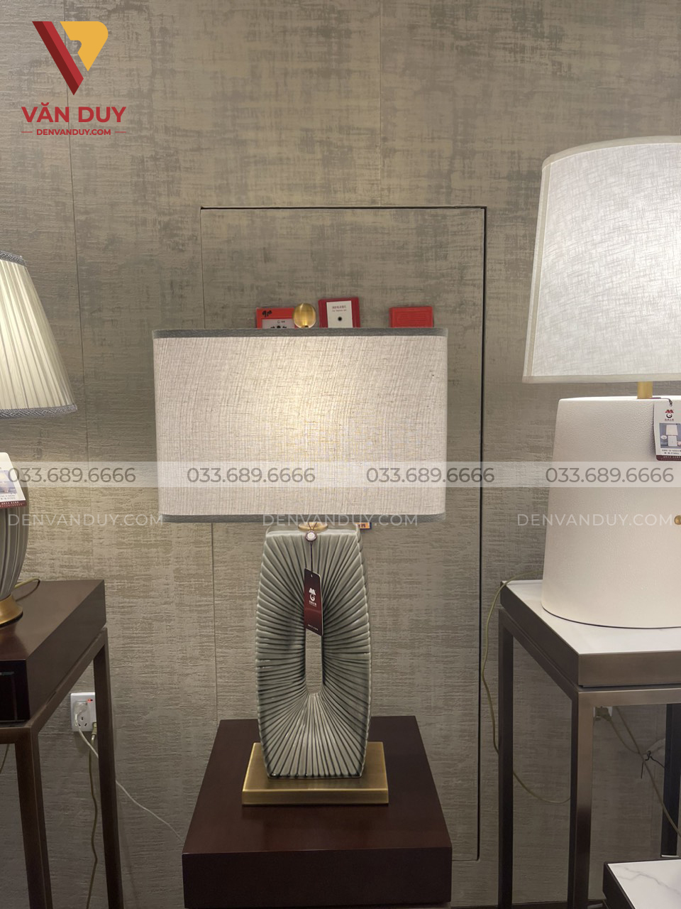 Đèn bàn gốm trang trí 4790